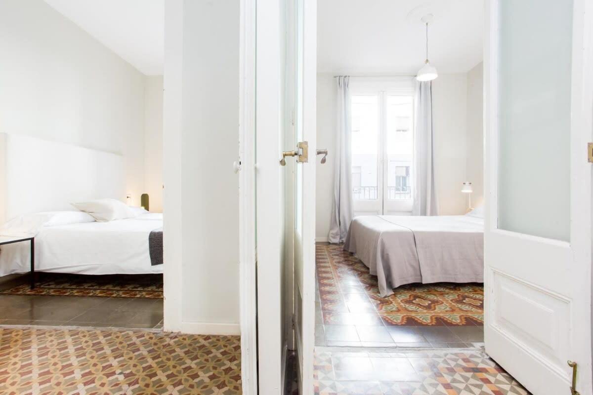 4 Bedroom Apartment With A Balcony In Las Ramblas 2 2 Barcelone Extérieur photo